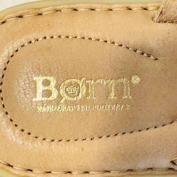 Born Shoes Womens 10 Gold Strappy Leather Sandals Comfort Flat F68110 Summer - Picture 9 of 11